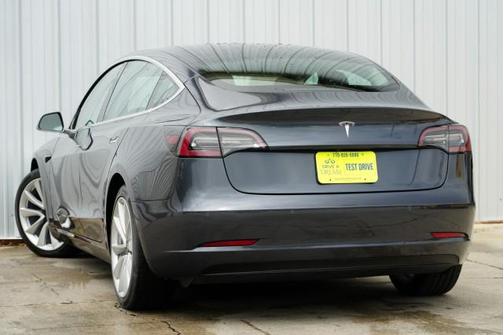 2020 Tesla Model 3 Standard Range Plus