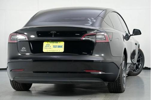 2022 Tesla Model 3 Standard Range