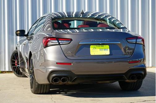 2023 Maserati Ghibli Modena Q4