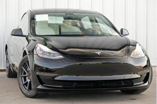2022 Tesla Model 3 Standard Range