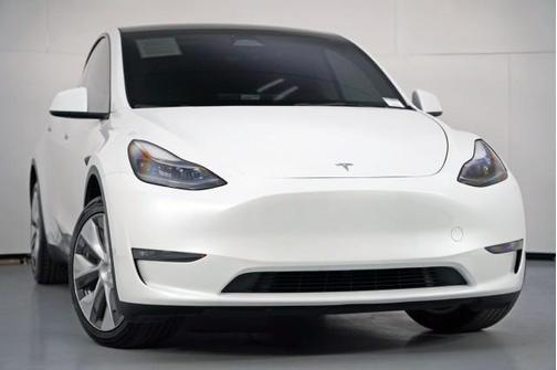 2024 Tesla Model Y Long Range Dual Motor All-Wheel Drive
