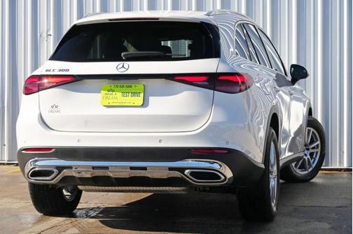 2025 Mercedes-Benz GLC 300 Base