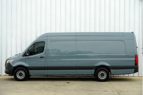 2023 Mercedes-Benz Sprinter 2500 High Roof