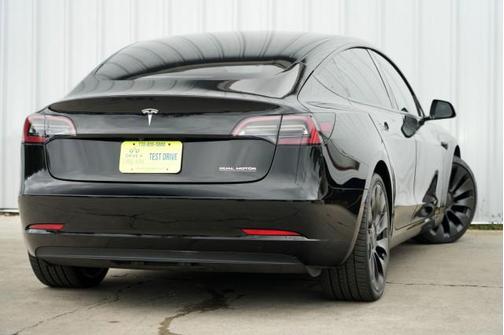 2023 Tesla Model 3 Performance