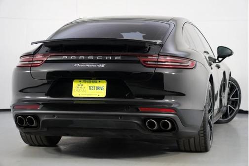 2018 Porsche Panamera 4S