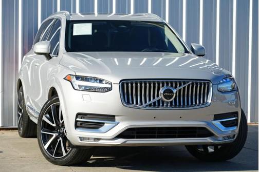 2024 Volvo XC90 B6 Ultimate Bright Theme 7-Seater