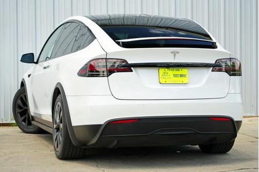 2022 Tesla Model X Dual Motor All-Wheel Drive