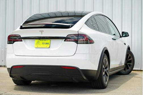 2022 Tesla Model X Dual Motor All-Wheel Drive