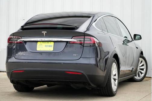 2018 Tesla Model X 75D