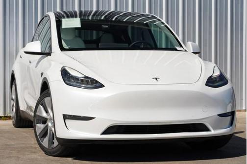 Pearl White Multi-Coat 2021 Tesla Model Y Long Range Dual Motor All-Wheel Drive