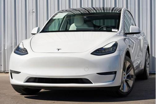 Pearl White Multi-Coat 2021 Tesla Model Y Long Range Dual Motor All-Wheel Drive