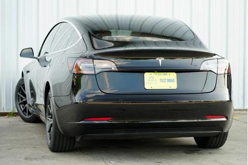 2020 Tesla Model 3 Standard Range Plus