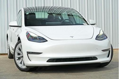 2023 Tesla Model 3 Standard Range