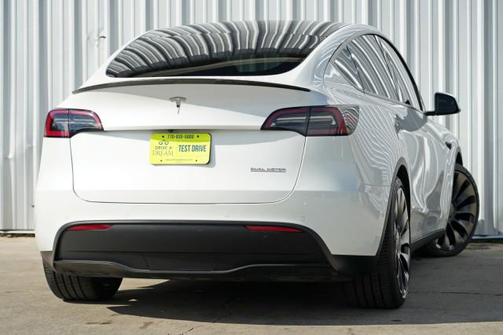 2022 Tesla Model Y Performance Dual Motor All-Wheel Drive