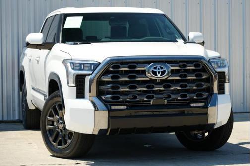 2024 Toyota Tundra Hybrid Platinum