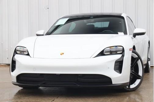 2022 Porsche Taycan w/ Premium Package