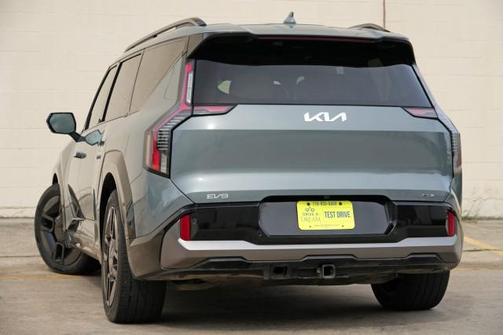 Iceberg Green 2024 Kia EV9 GT-Line