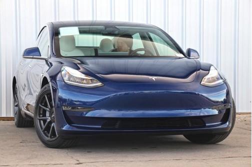 2020 Tesla Model 3 Standard Range Plus