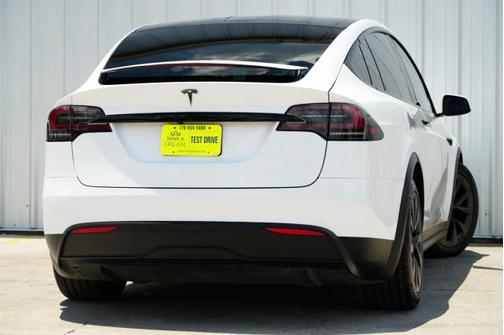 2023 Tesla Model X Standard Range