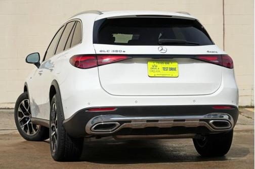 Polar White 2025 Mercedes-Benz GLC 350e Base