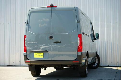 2024 Mercedes-Benz Sprinter 2500 Standard Roof