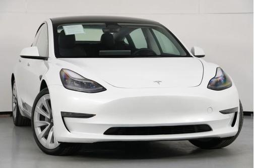 2023 Tesla Model 3 Standard Range