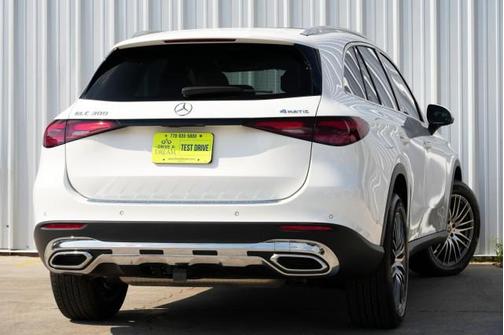 2023 Mercedes-Benz GLC 300 4MATIC