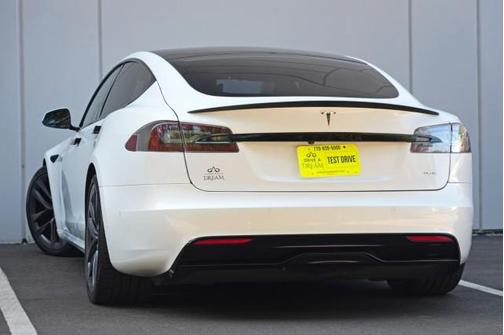 Pearl White Multi-Coat 2021 Tesla Model S Plaid