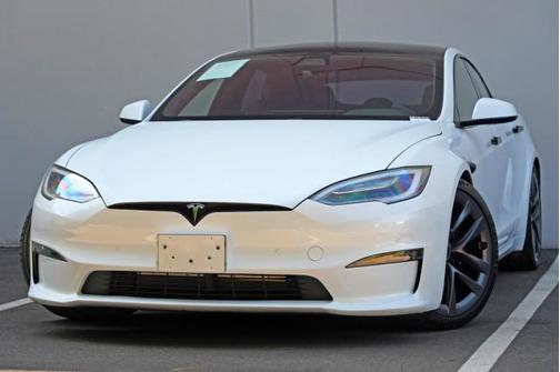 Pearl White Multi-Coat 2021 Tesla Model S Plaid