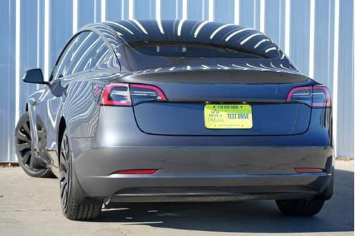 2021 Tesla Model 3 Standard Range Plus