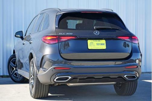 2025 Mercedes-Benz GLC 300 Base