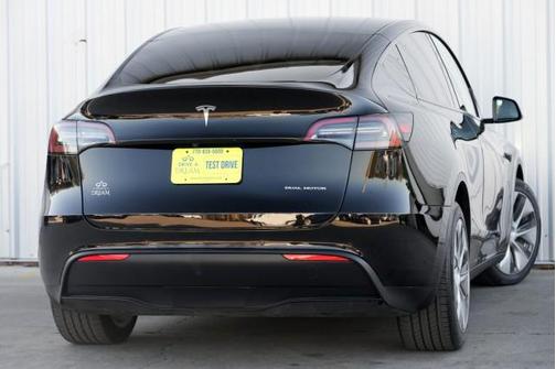 2021 Tesla Model Y Long Range Dual Motor All-Wheel Drive