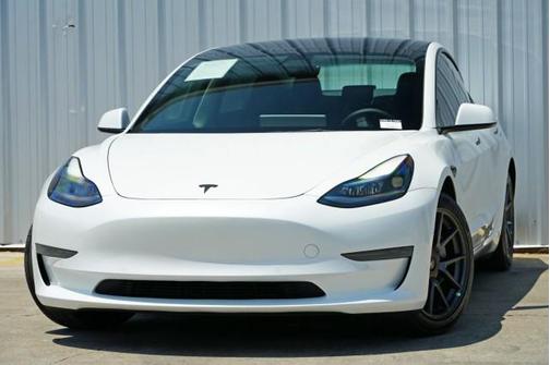 2022 Tesla Model 3 Standard Range