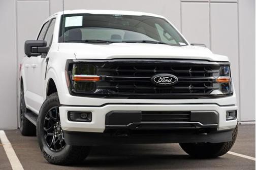 Oxford White 2024 Ford F-150 XLT