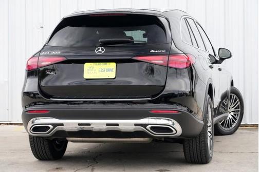 2025 Mercedes-Benz GLC 300 4MATIC