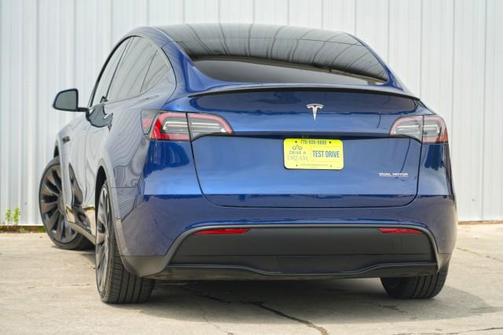 2023 Tesla Model Y Performance Dual Motor All-Wheel Drive