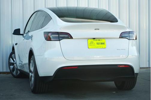 2023 Tesla Model Y Long Range Dual Motor All-Wheel Drive