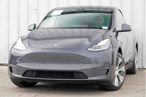 2023 Tesla Model Y Long Range Dual Motor All-Wheel Drive