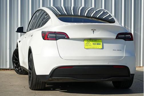 2021 Tesla Model Y Long Range Dual Motor All-Wheel Drive