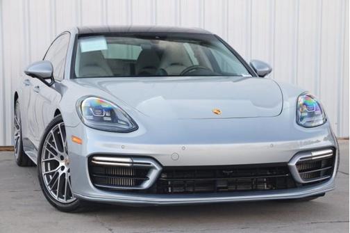 2022 Porsche Panamera Platinum Edition