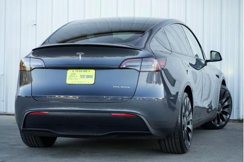 2022 Tesla Model Y Performance Dual Motor All-Wheel Drive