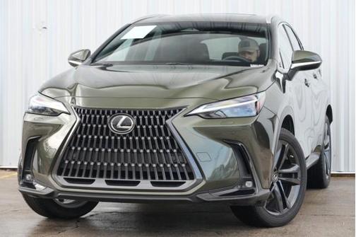 2023 Lexus NX 450h+ Luxury