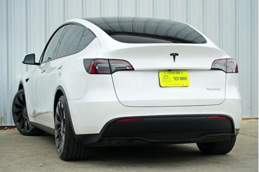 2022 Tesla Model Y Performance Dual Motor All-Wheel Drive