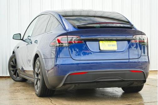 2022 Tesla Model X Dual Motor All-Wheel Drive