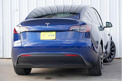 2021 Tesla Model Y Long Range Dual Motor All-Wheel Drive