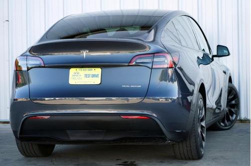 2021 Tesla Model Y Long Range Dual Motor All-Wheel Drive