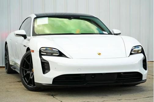 2022 Porsche Taycan GTS