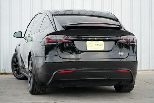 2023 Tesla Model X Plaid Tri Motor All-Wheel Drive