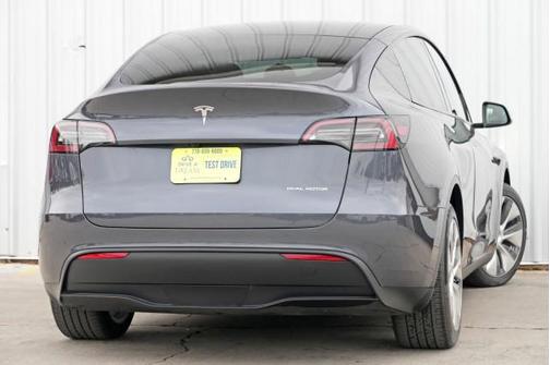 2023 Tesla Model Y Long Range Dual Motor All-Wheel Drive