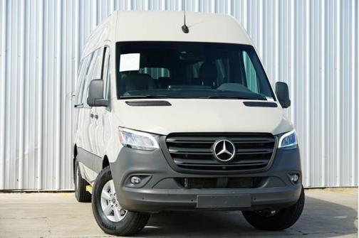 2024 Mercedes-Benz Sprinter 2500 Standard Roof
